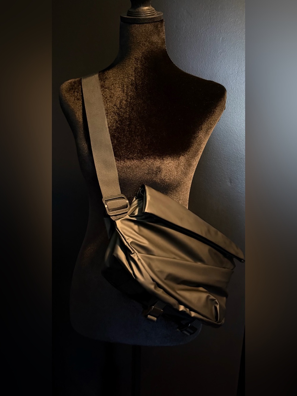 +RARE+ Avant Garde Fashion Purse